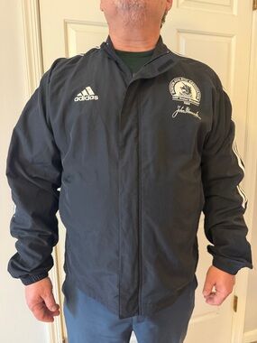 adidas Vintage 2004 Boston Marathon Black Windbreaker Jacket w/ white logo
